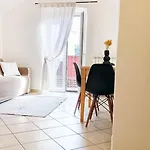Quick - Interno 45 Апартаменты